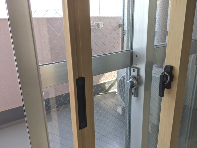 二重窓でどれくらい静かになる?防音効果の目安