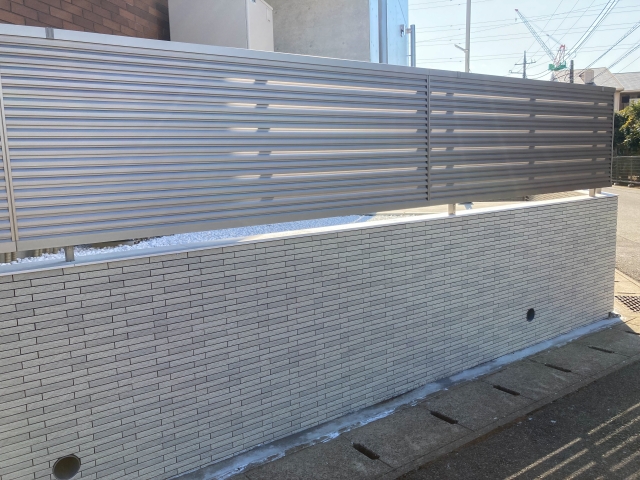 フェンス＋ブロック塀の組み合わせ施工