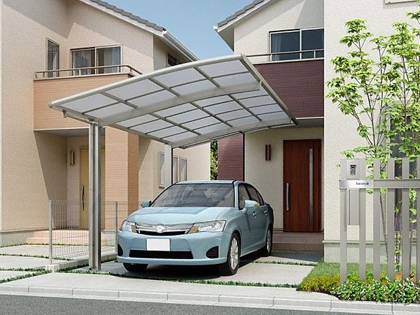 玄関前カーポートの選び方｜タイプ別の特徴と比較