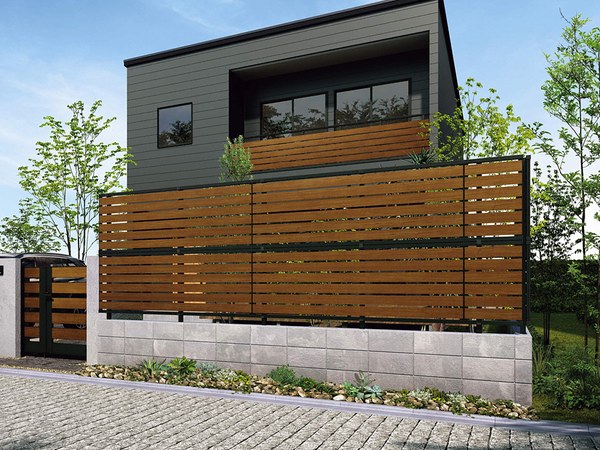 目隠しフェンスの費用相場|5m・10m・20mの総額と素材別の価格を比較